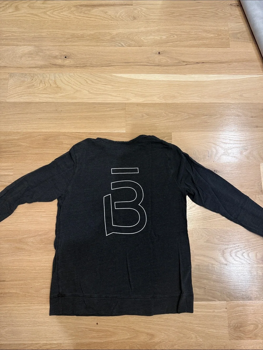 Women’s Black barre3 Crewneck Sweatshirt - Balanced In Body Graphic - Picture 4 of 4